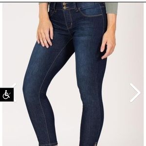 Royalty For Me ankle jean
